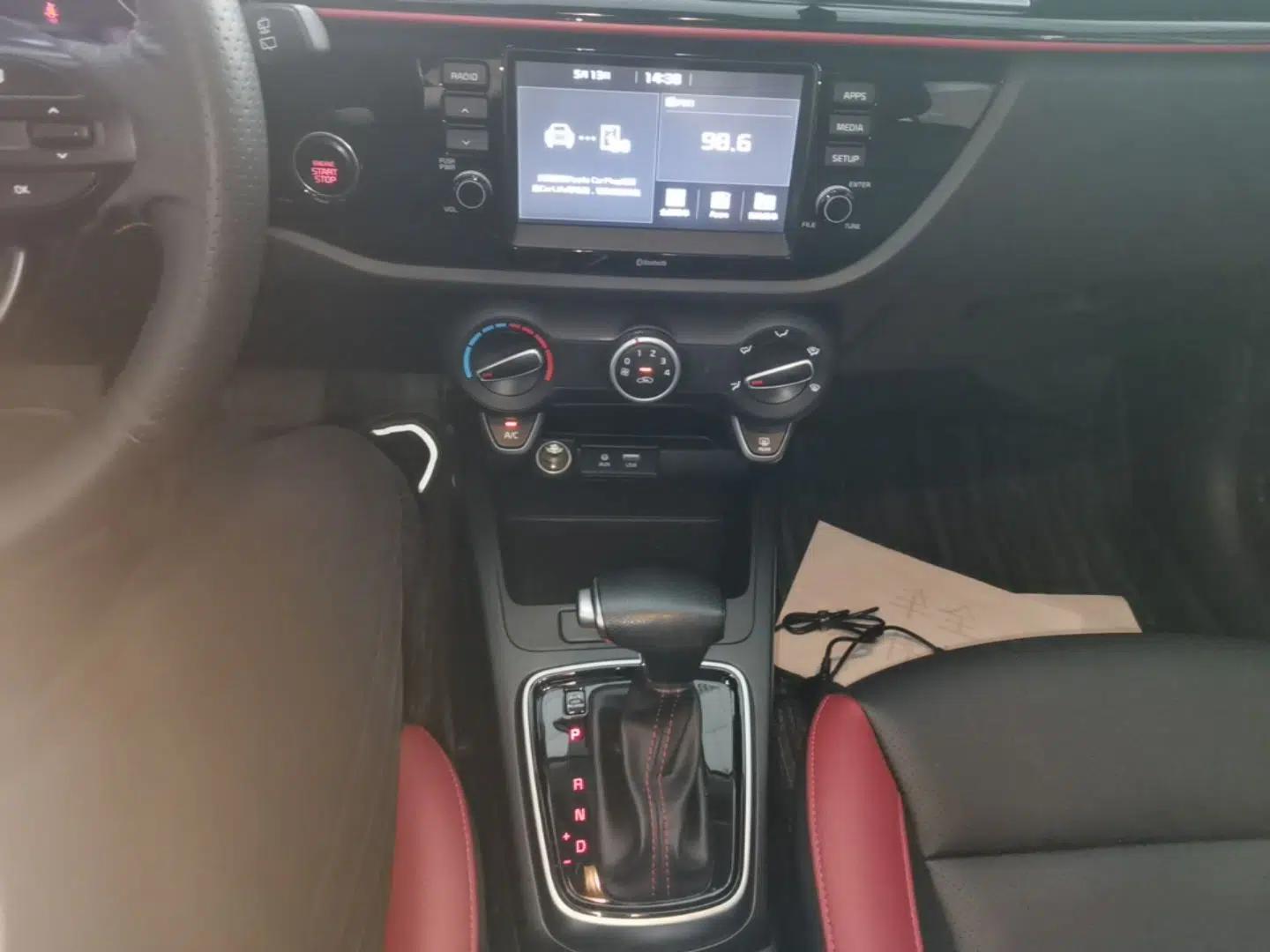 Kia KX Cross 2017 1.4L AT GLS — миниатюра 17