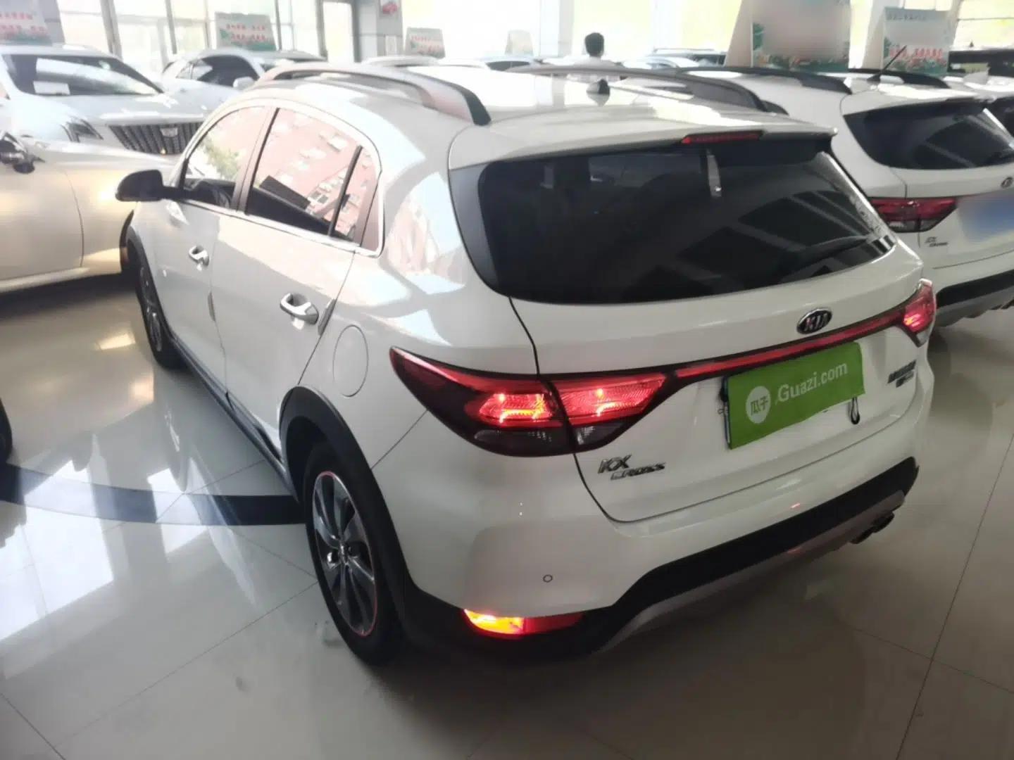 Kia KX Cross 2017 1.4L AT GLS — миниатюра 4