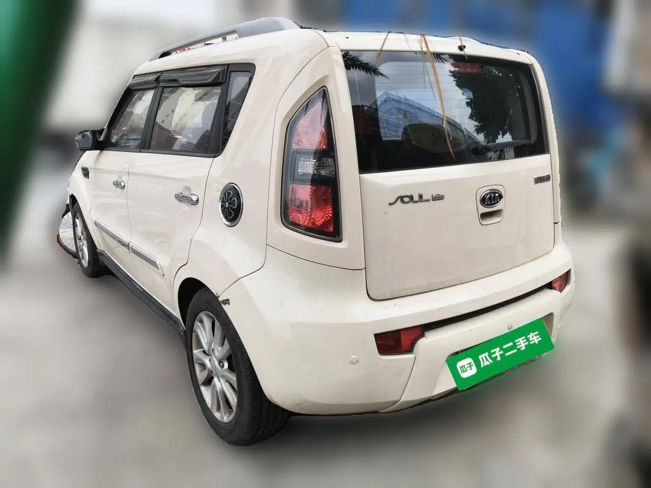 Kia Soul 2012 1.6L AT Premium — миниатюра 4