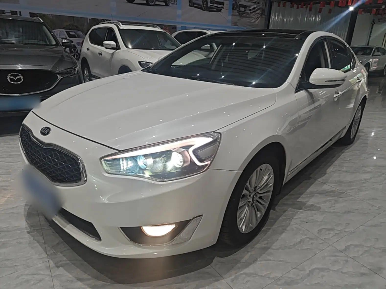 Kia Cadenza 2013 2.4L Business Sunroof Version China IV Standard — миниатюра 1
