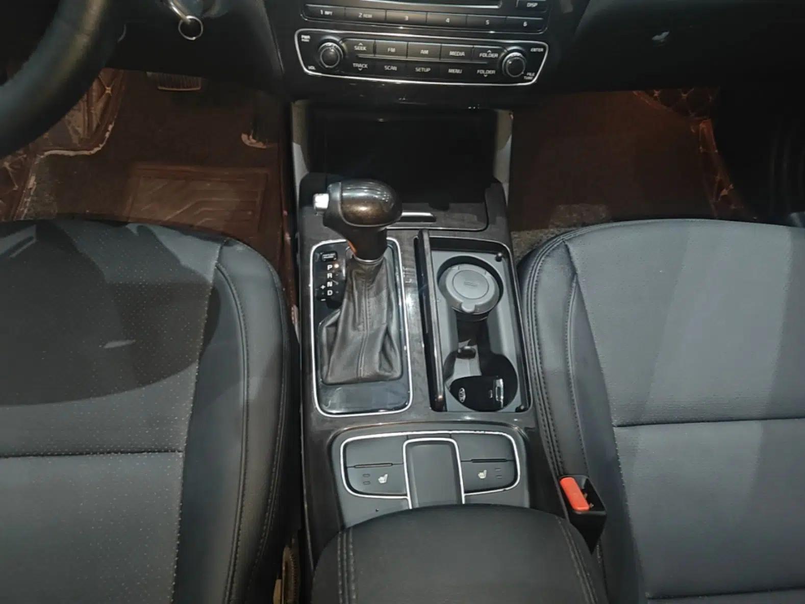 Kia Cadenza 2013 2.4L Business Sunroof Version China IV Standard — миниатюра 17