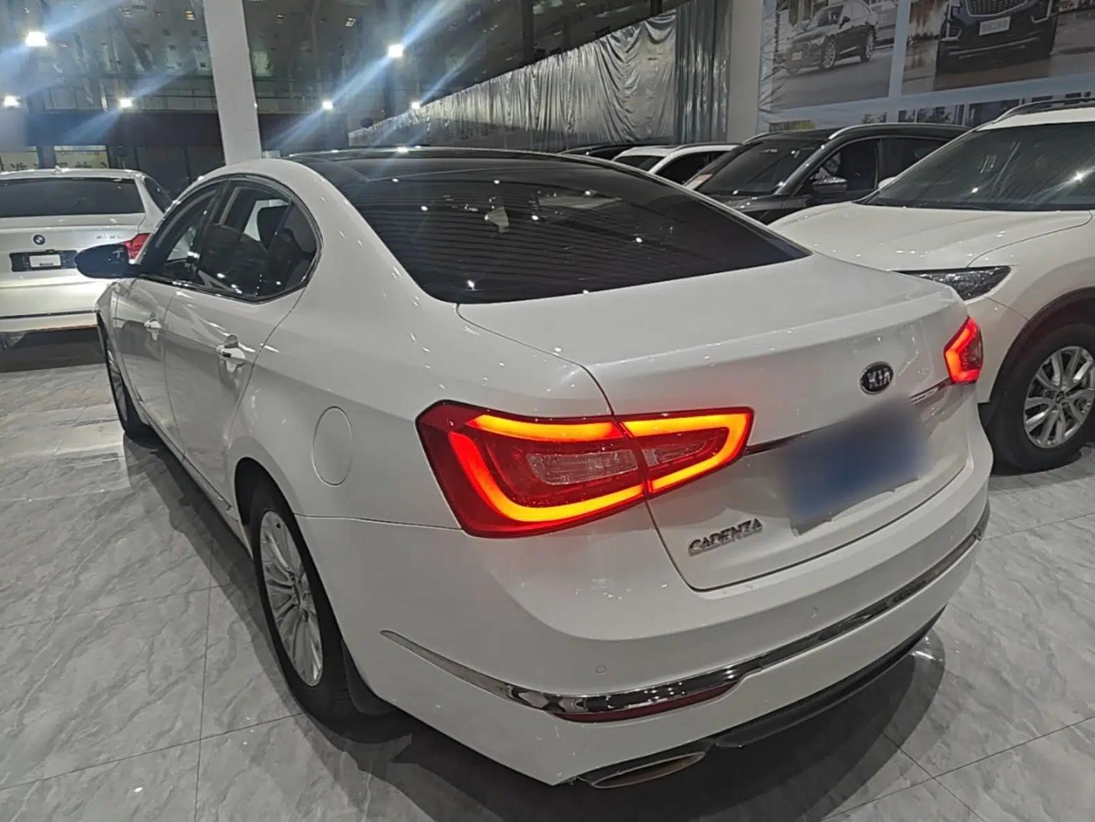 Kia Cadenza 2013 2.4L Business Sunroof Version China IV Standard — миниатюра 4