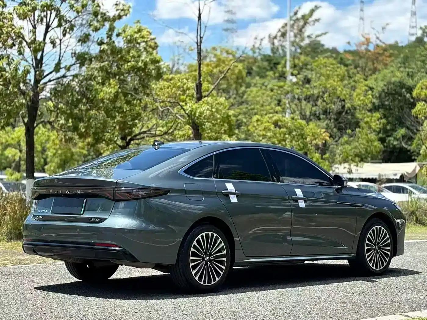 Fengyun A8L 2025 1.5TGDI 145km Luxury Edition — миниатюра 4