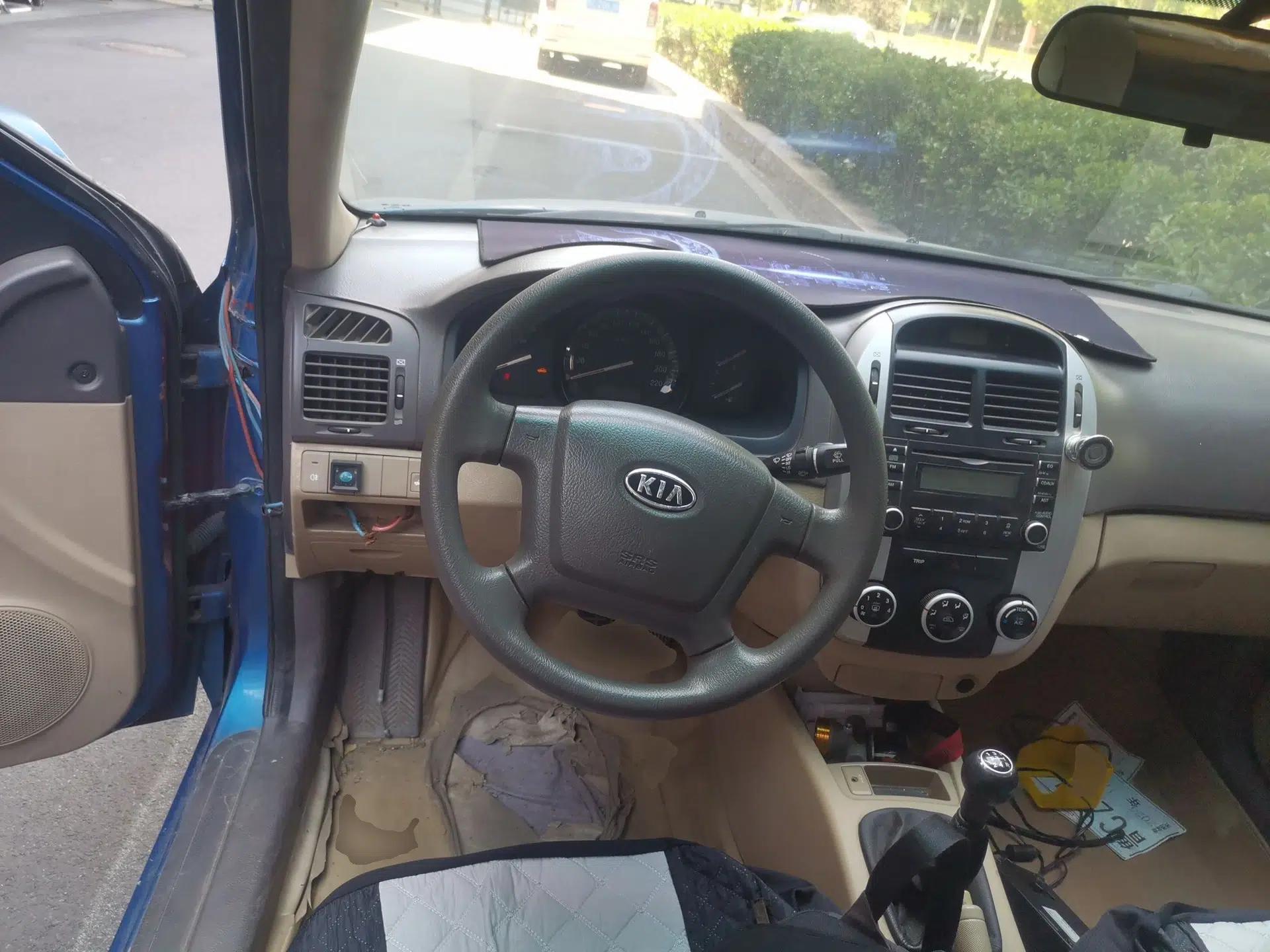 Kia Cerato 2010 1.6L MT GL — миниатюра 11