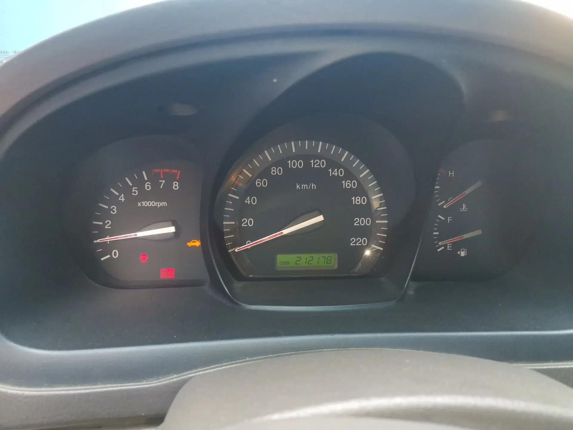 Kia Cerato 2010 1.6L MT GL — миниатюра 12