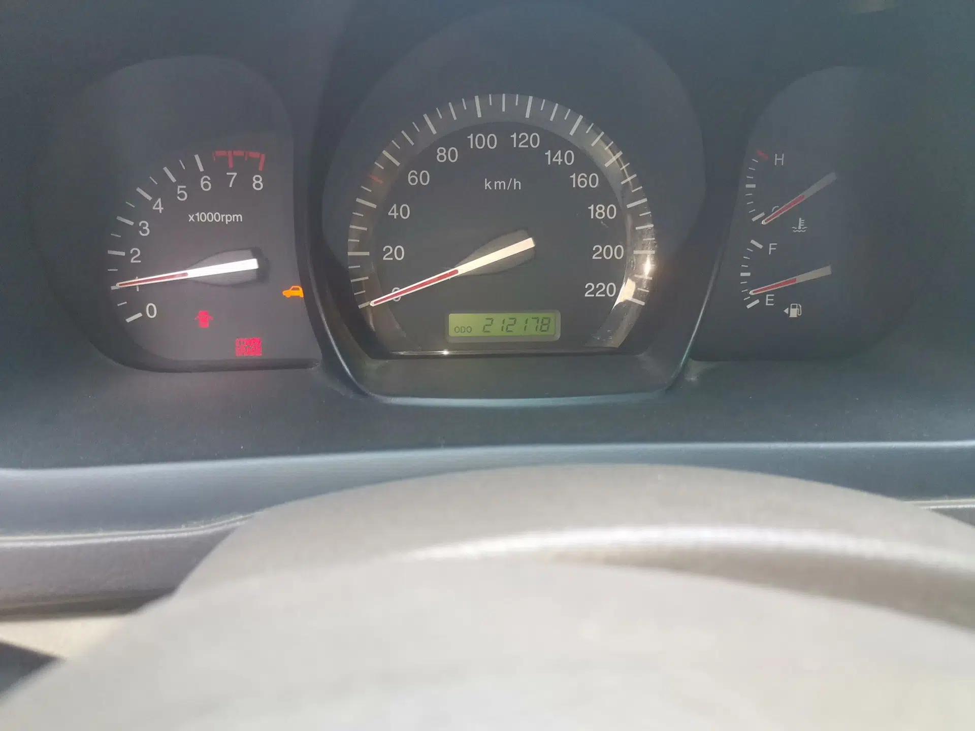 Kia Cerato 2010 1.6L MT GL — миниатюра 13
