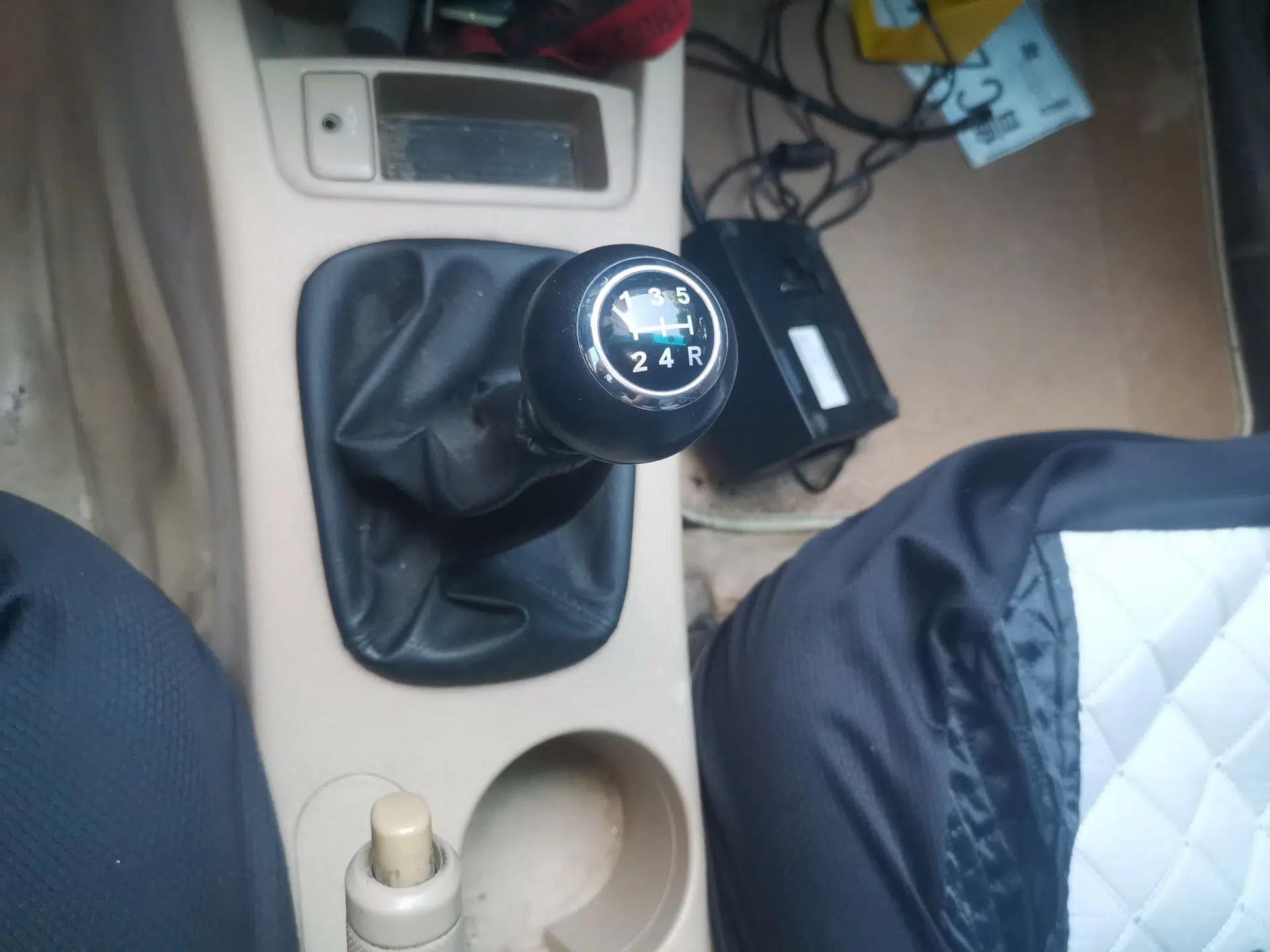 Kia Cerato 2010 1.6L MT GL — миниатюра 15