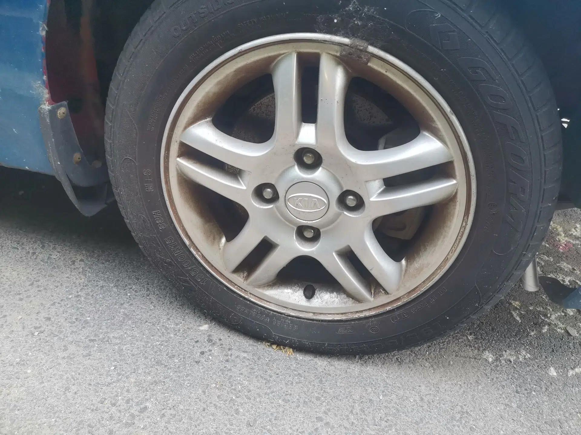 Kia Cerato 2010 1.6L MT GL — миниатюра 8
