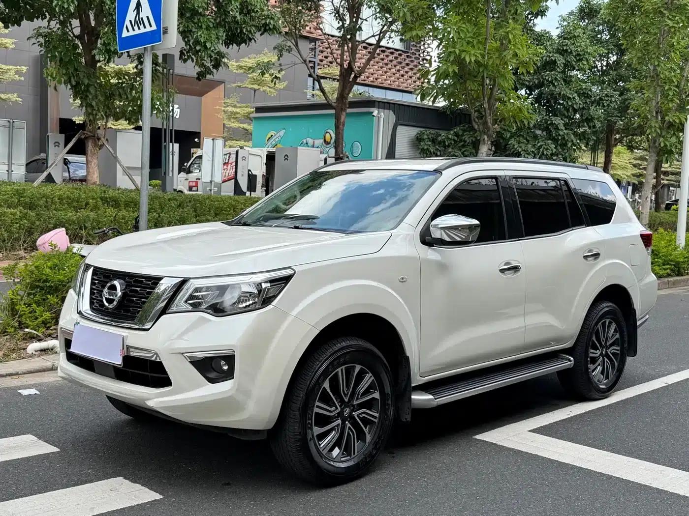 Terra 2020 2.5L XL Upper 4WD Automatic Four-Wheel Drive Luxury Edition — миниатюра 1