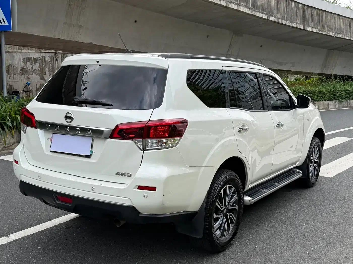 Terra 2020 2.5L XL Upper 4WD Automatic Four-Wheel Drive Luxury Edition — миниатюра 16