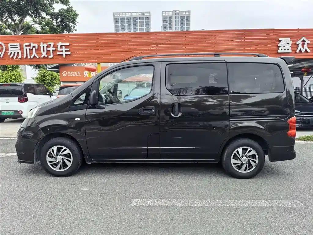 Nissan NV200 2014 1.6L CVT Premium Edition (National IV Emission Standard) — миниатюра 4