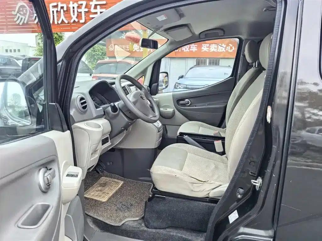 Nissan NV200 2014 1.6L CVT Premium Edition (National IV Emission Standard) — миниатюра 5