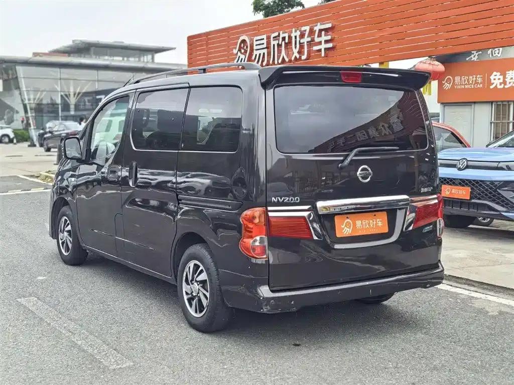 Nissan NV200 2014 1.6L CVT Premium Edition (National IV Emission Standard) — миниатюра 9
