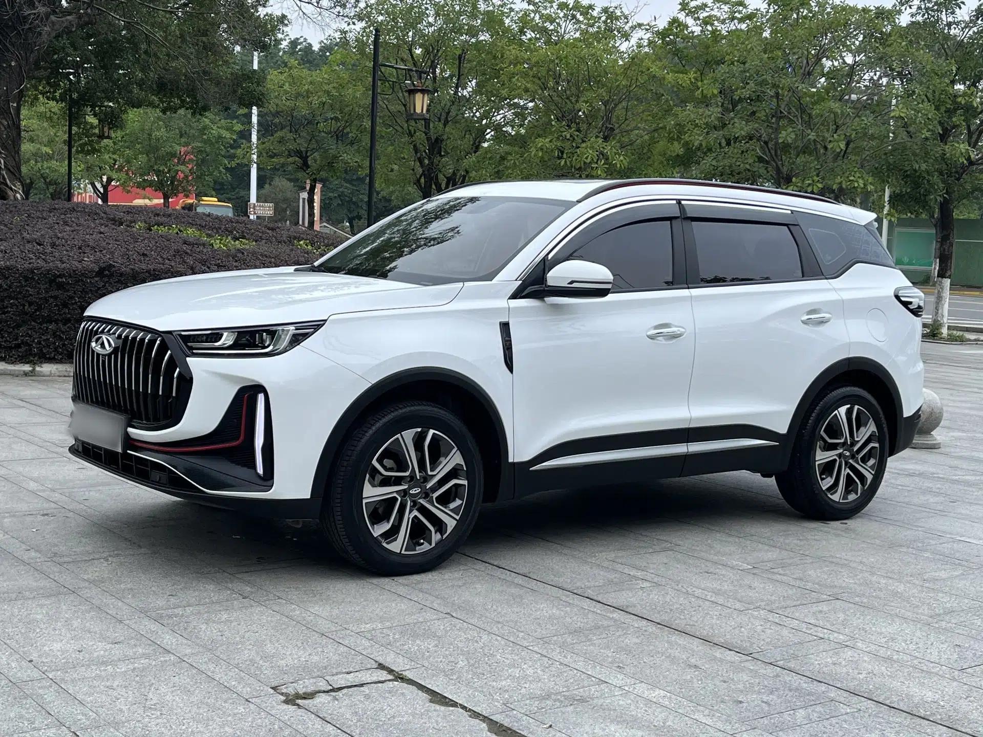 Chery Tiggo 7 PLUS 2023 1.6 TGDI DCT Luxury Model — миниатюра 1