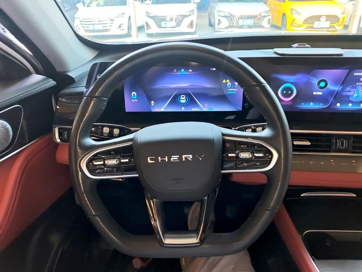 Chery Tiggo 7 PLUS 2023 1.6 TGDI DCT Luxury Model — миниатюра 13