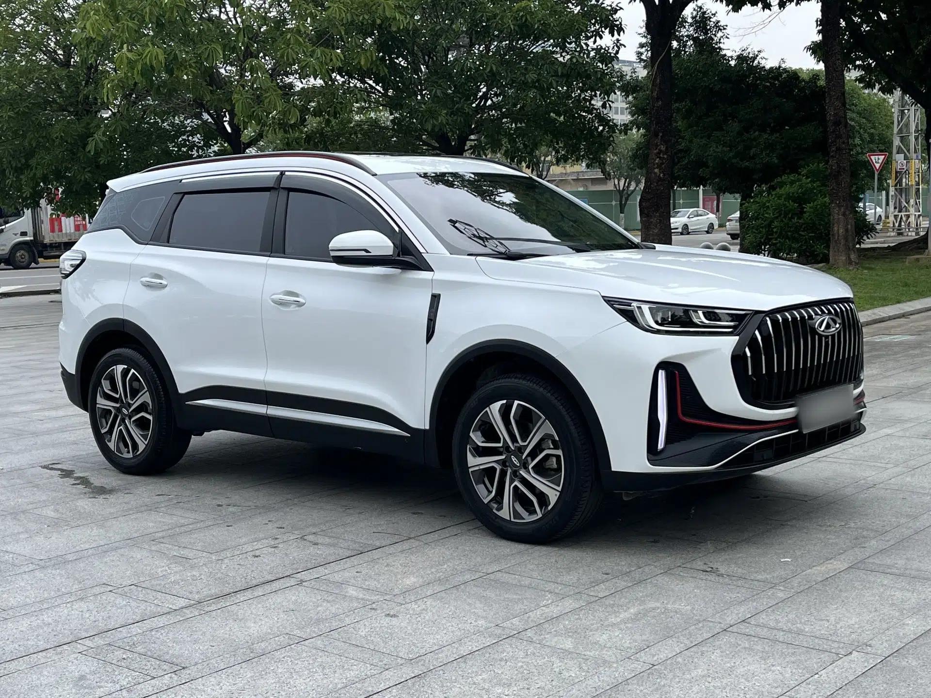 Chery Tiggo 7 PLUS 2023 1.6 TGDI DCT Luxury Model — миниатюра 4