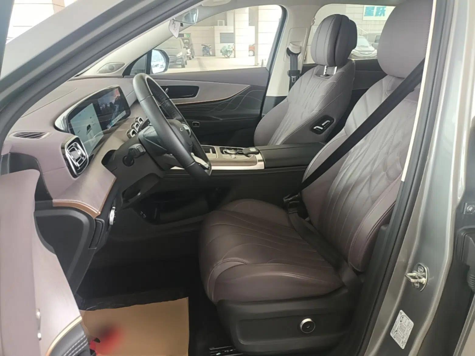 Chery Tiggo 9 C-DM 2025 1.5T 106KM Ultra-Comfort Edition 5 Seats Lithium-NMC — миниатюра 18