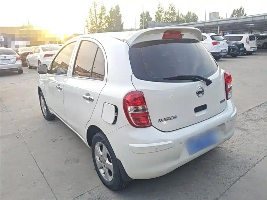 March 2010 1.5L Manual Easy-to-Display Edition — миниатюра 5