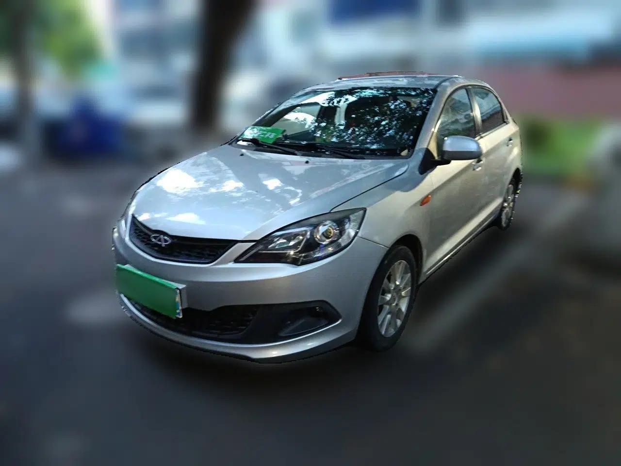 Chery Fengyun 2 2013 Hatchback 1.5L Manual Ruiyi Edition — миниатюра 1