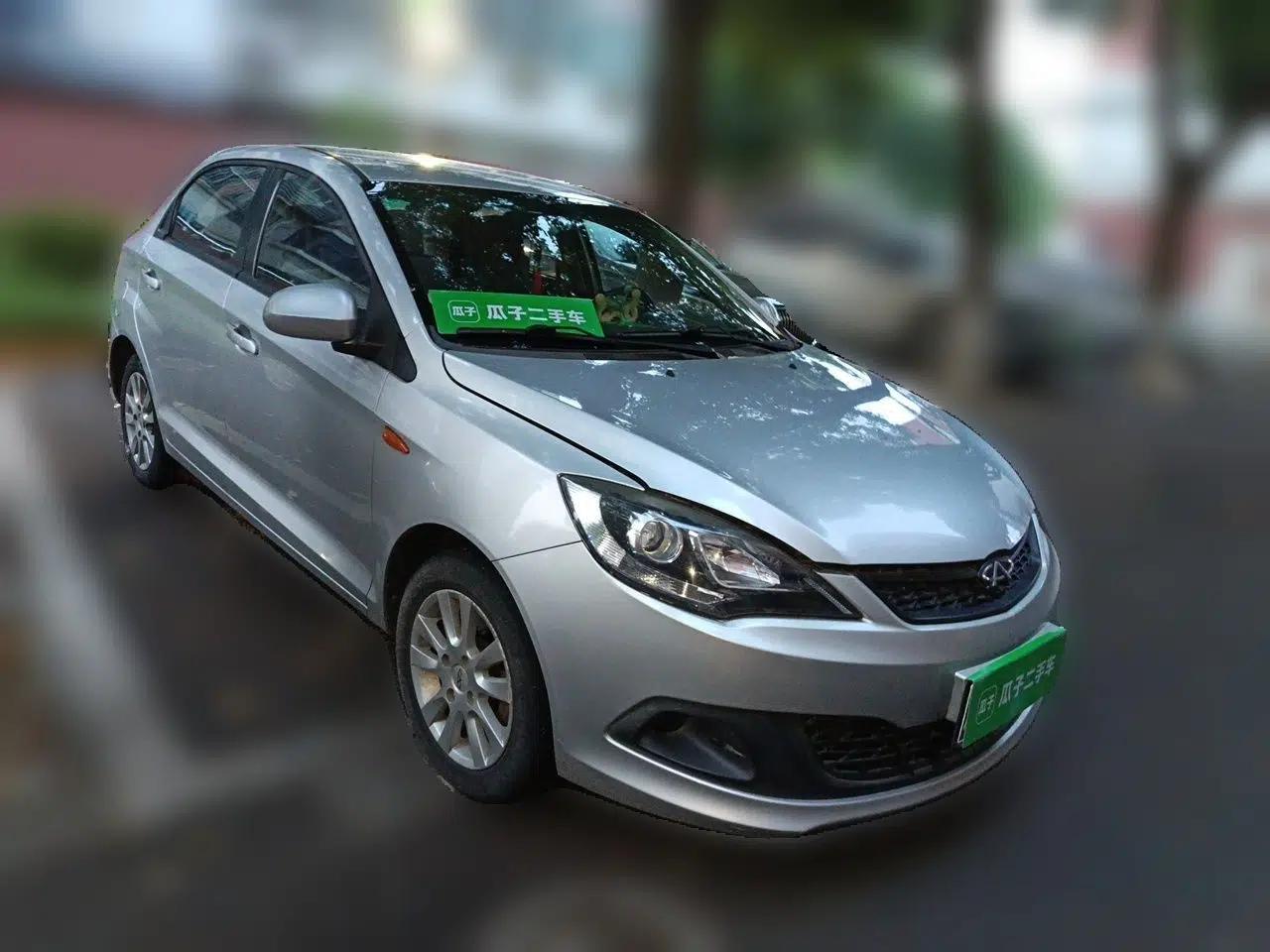 Chery Fengyun 2 2013 Hatchback 1.5L Manual Ruiyi Edition — миниатюра 3
