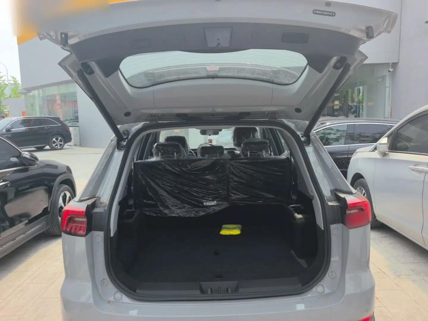 Chery Tiggo 8 PRO New Energy 2024 1.5T 100km XinChen Edition — миниатюра 22