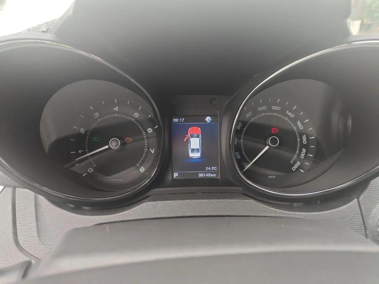 Chery Arrizo 7 2016 1.6L CVT ZhiXiang Edition — миниатюра 12