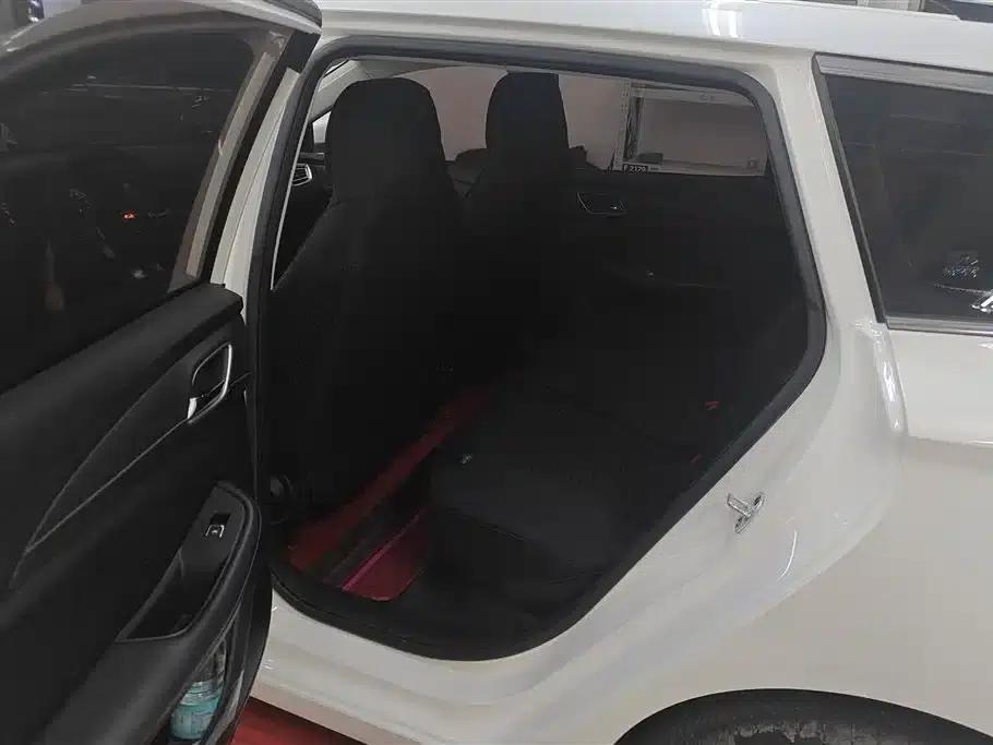 Roewe Ei5 2019 Luxury Edition — миниатюра 11