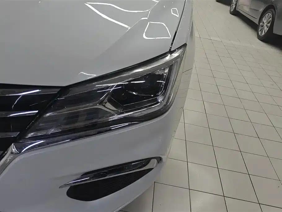 Roewe Ei5 2019 Luxury Edition — миниатюра 5