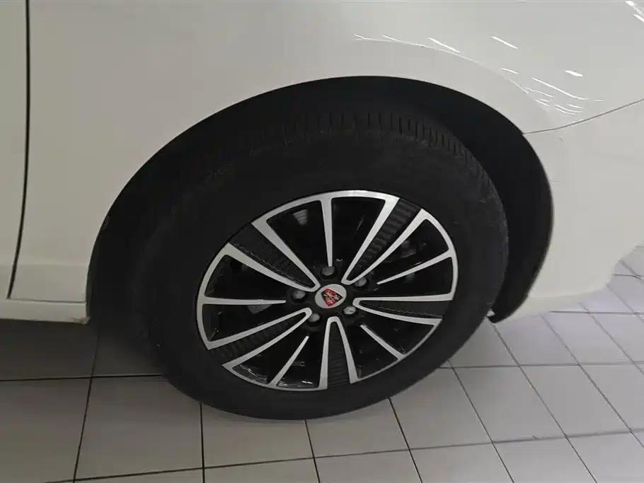 Roewe Ei5 2019 Luxury Edition — миниатюра 6