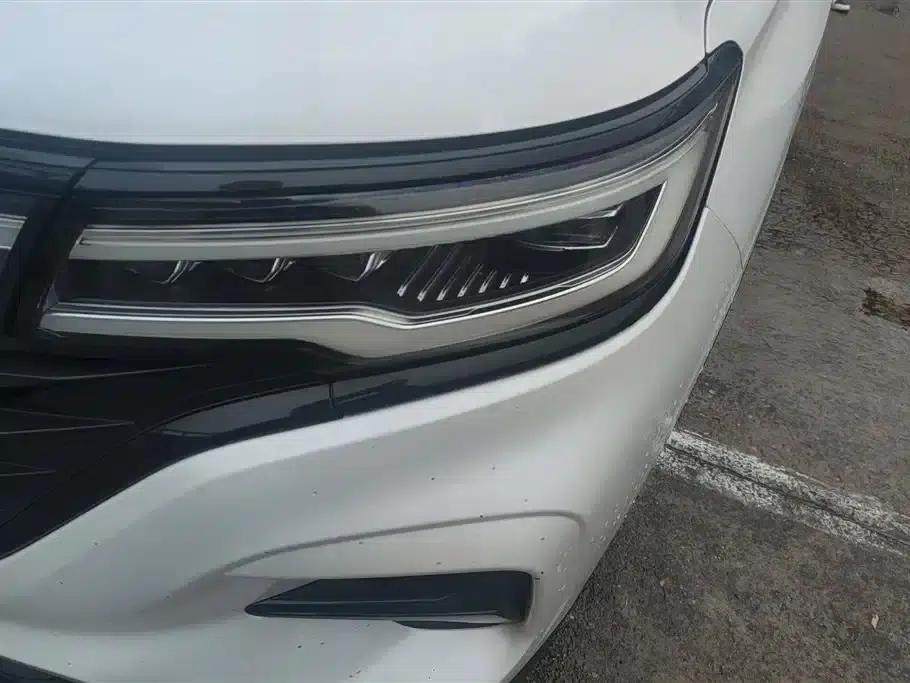 Roewe RX5 MAX 2021 Supreme Series 300TGI Automatic Intelligent Cockpit Premium Edition — миниатюра 4