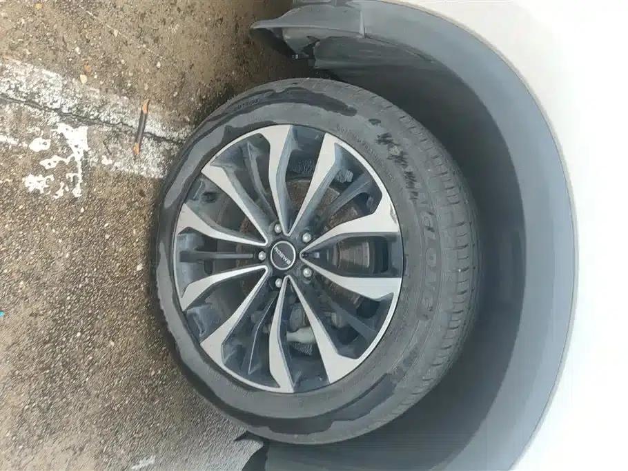 Roewe RX5 MAX 2021 Supreme Series 300TGI Automatic Intelligent Cockpit Premium Edition — миниатюра 5
