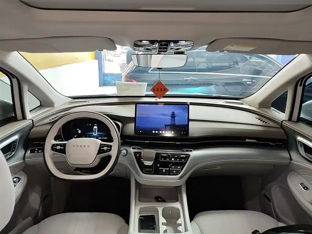 Roewe iMAX8 New Energy 2025 1.5T DMH Luxury Edition — миниатюра 10