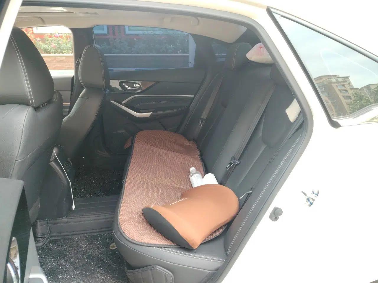 Venucia D60 2023 PLUS 1.6L XL CVT Yue Ling Edition — миниатюра 18