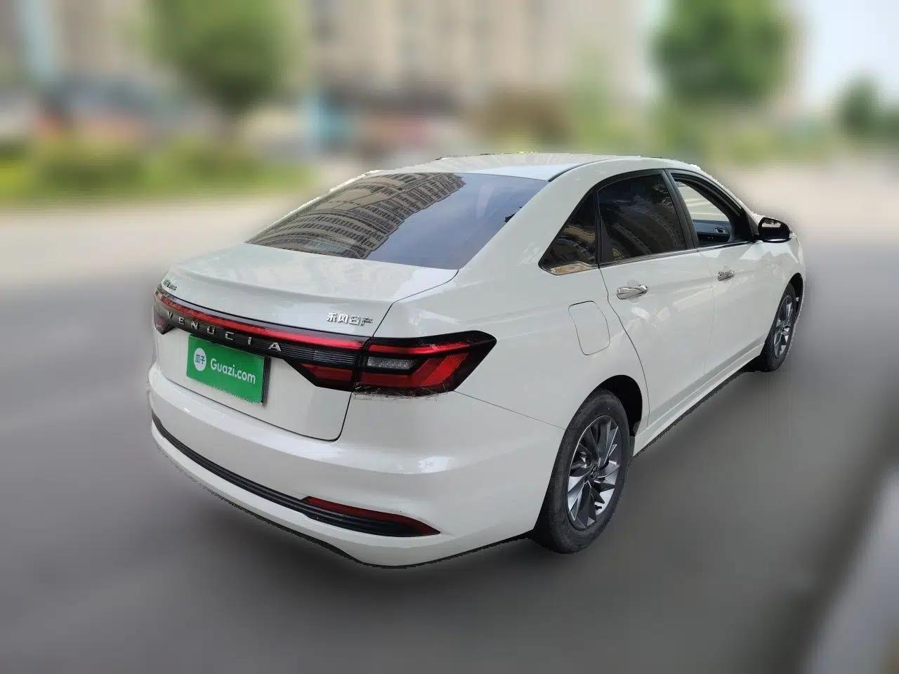 Venucia D60 2023 PLUS 1.6L XL CVT Yue Ling Edition — миниатюра 6