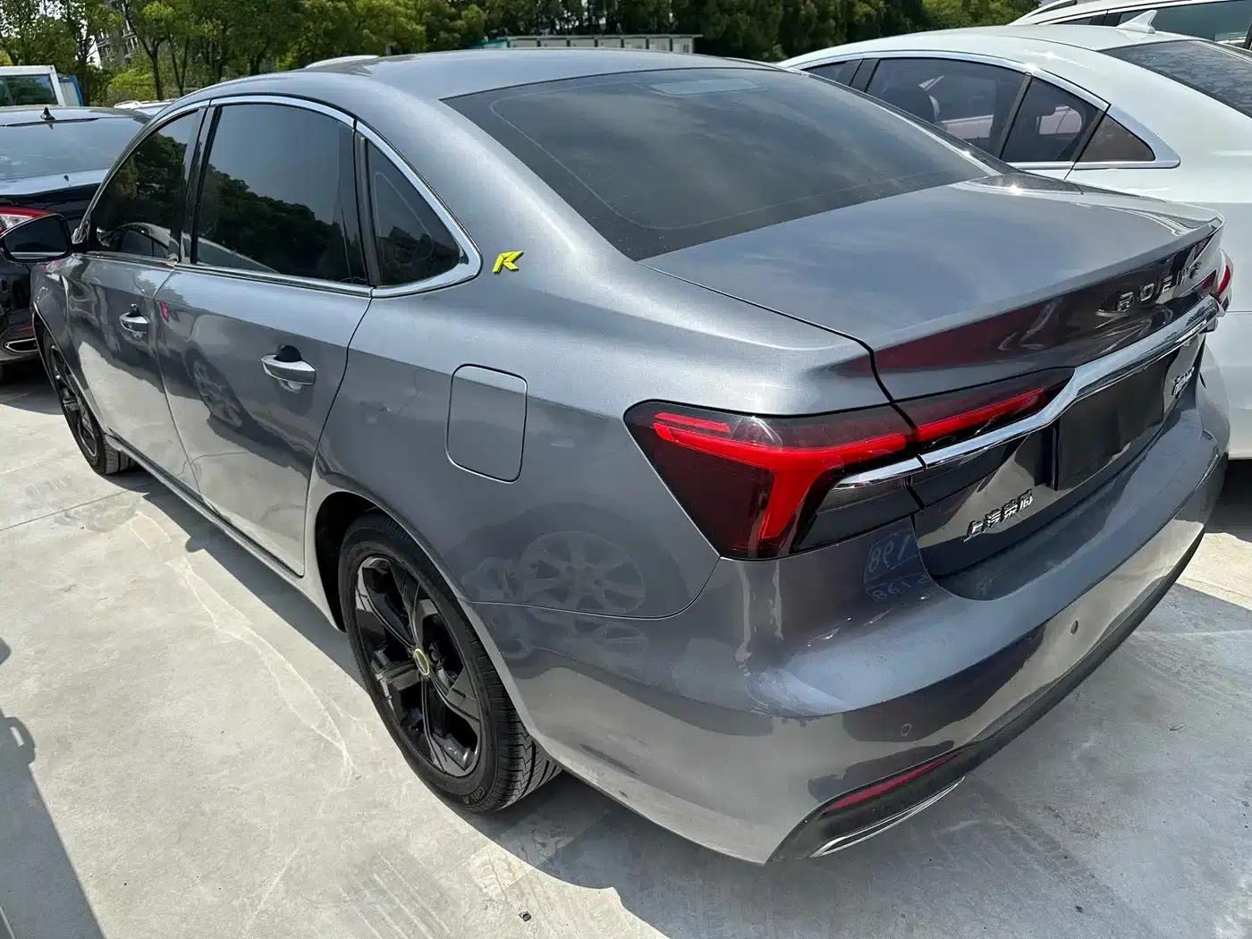 Roewe i6 MAX 2020 300TGI Automatic Cool and Intelligent Driving Edition — миниатюра 18
