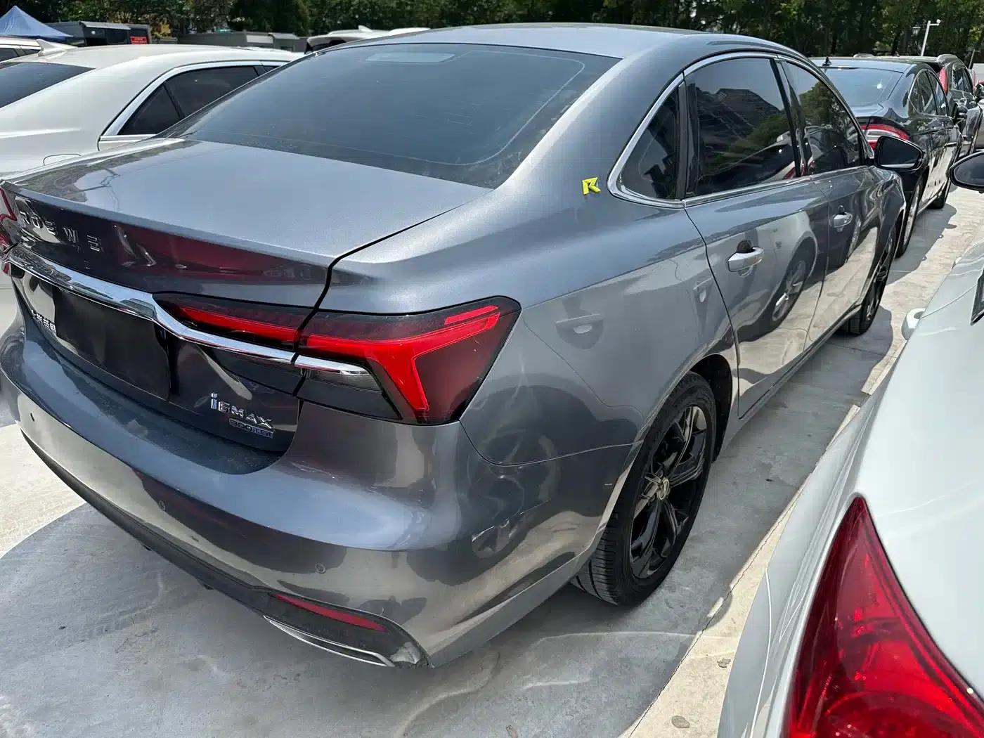 Roewe i6 MAX 2020 300TGI Automatic Cool and Intelligent Driving Edition — миниатюра 19