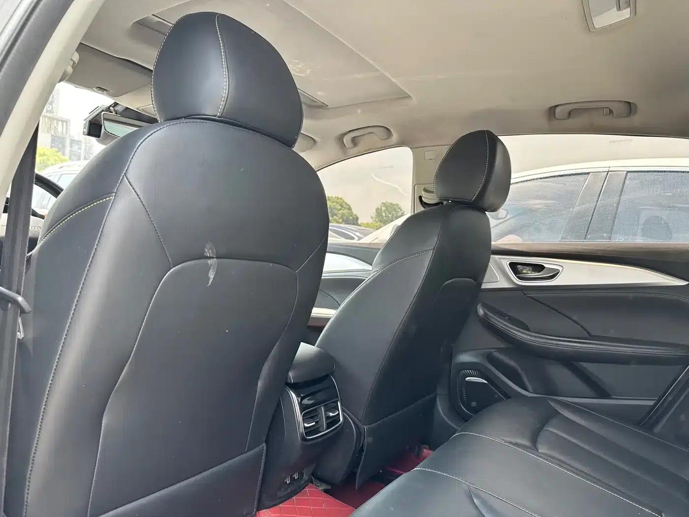 Roewe i6 MAX 2020 300TGI Automatic Cool and Intelligent Driving Edition — миниатюра 6