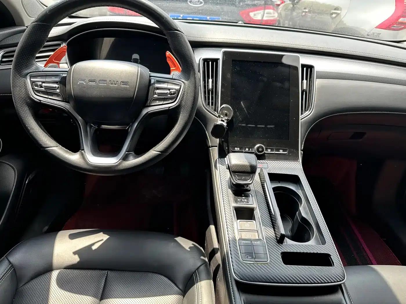 Roewe i6 MAX 2020 300TGI Automatic Cool and Intelligent Driving Edition — миниатюра 7