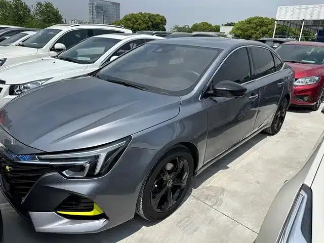 Roewe i6 MAX 2020 300TGI Automatic Cool and Intelligent Driving Edition