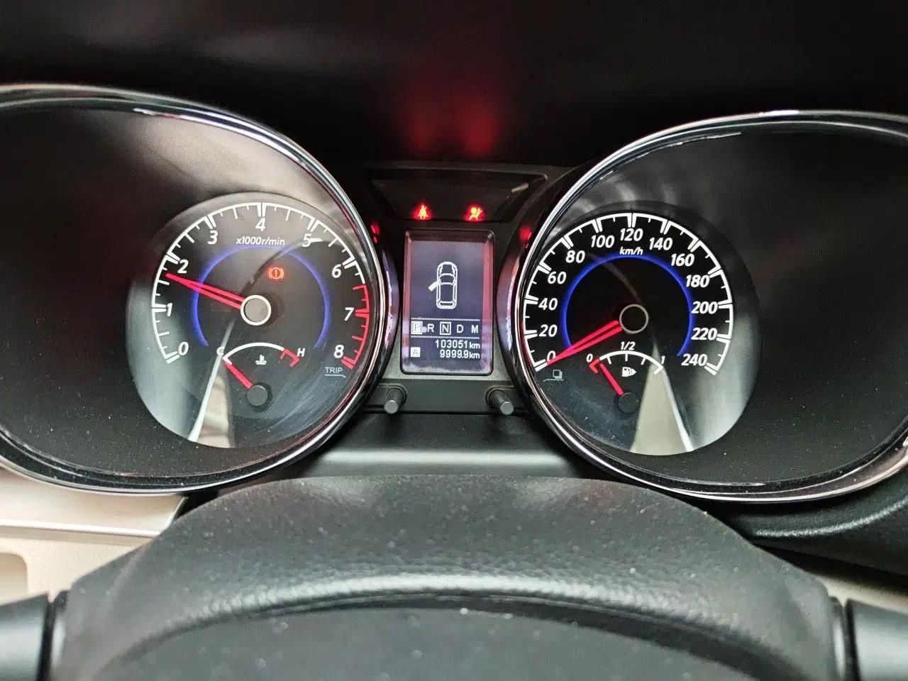 Venucia T70 2016 2.0L CVT Smart Choice Edition — миниатюра 13