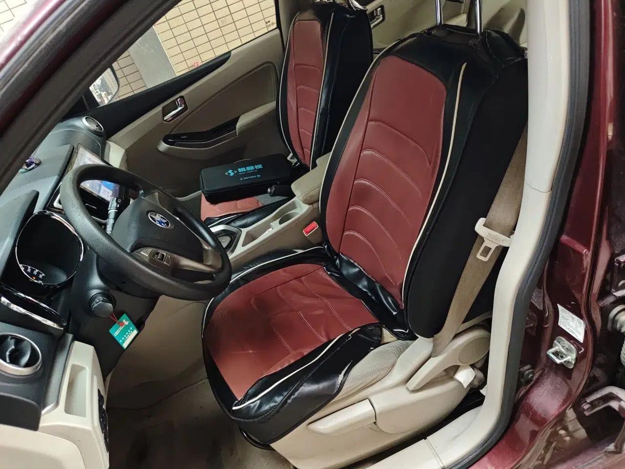 Venucia T70 2016 2.0L CVT Smart Choice Edition — миниатюра 16
