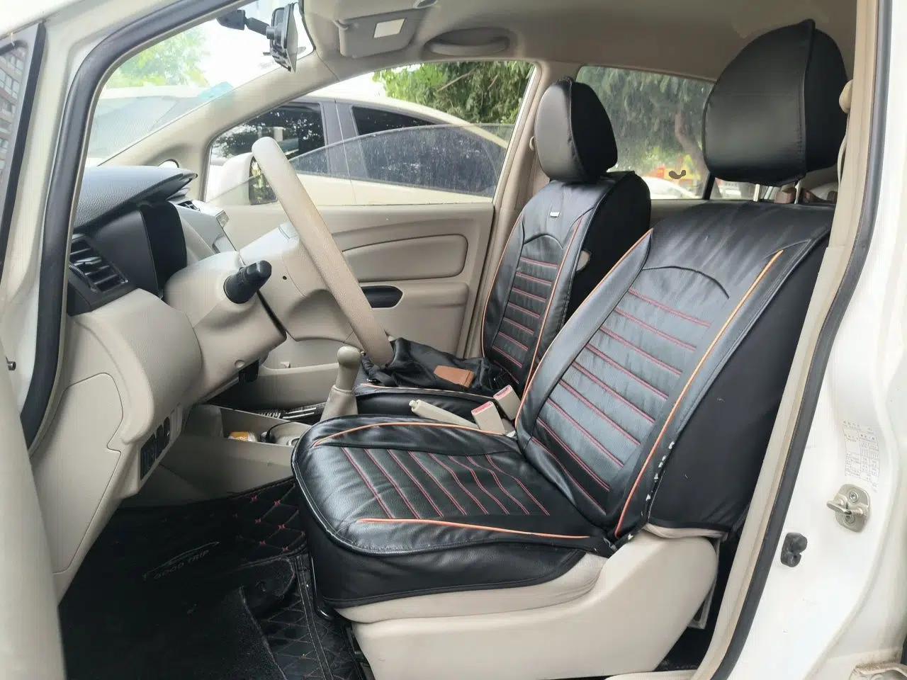 Venucia D50 2015 1.6L Manual Fashion Edition — миниатюра 16