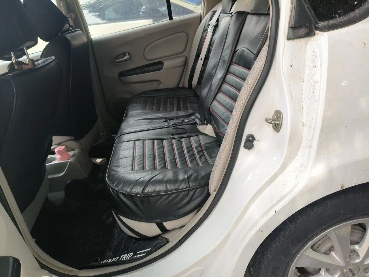 Venucia D50 2015 1.6L Manual Fashion Edition — миниатюра 18