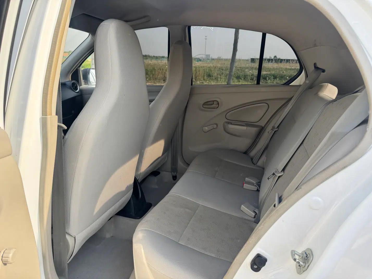 Venucia R30 2014 1.2L Manual Comfort Edition — миниатюра 18
