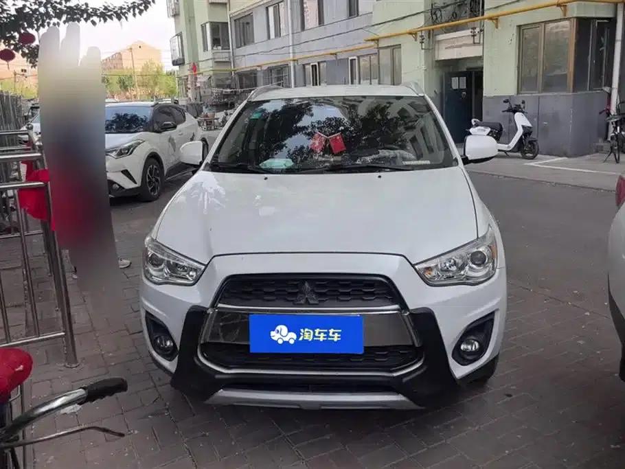 2013 ASX 2.0L CVT 2WD Elite Edition — миниатюра 2