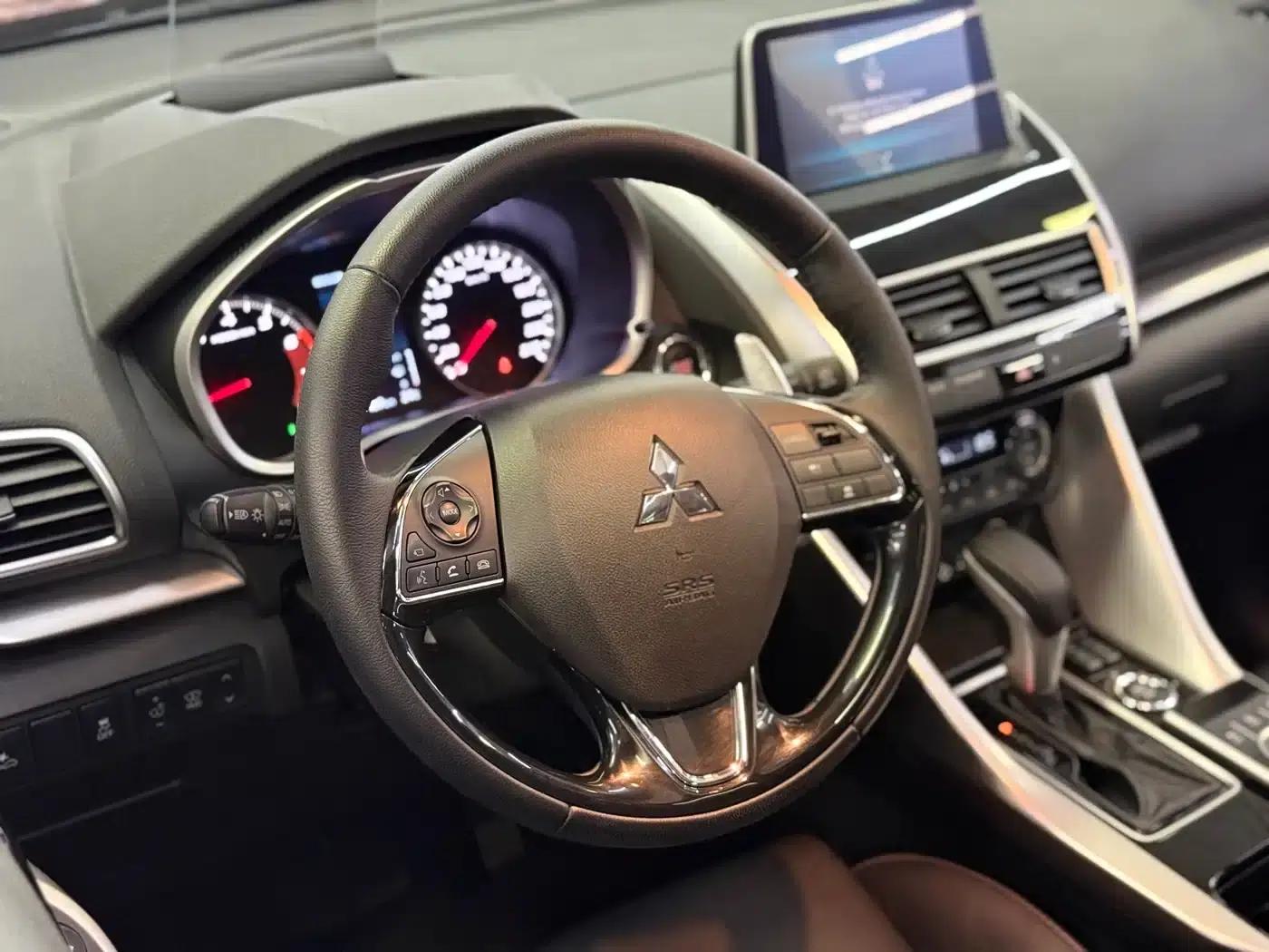 Eclipse Cross 2018 1.5T CVT 4WD True Self Edition — миниатюра 7