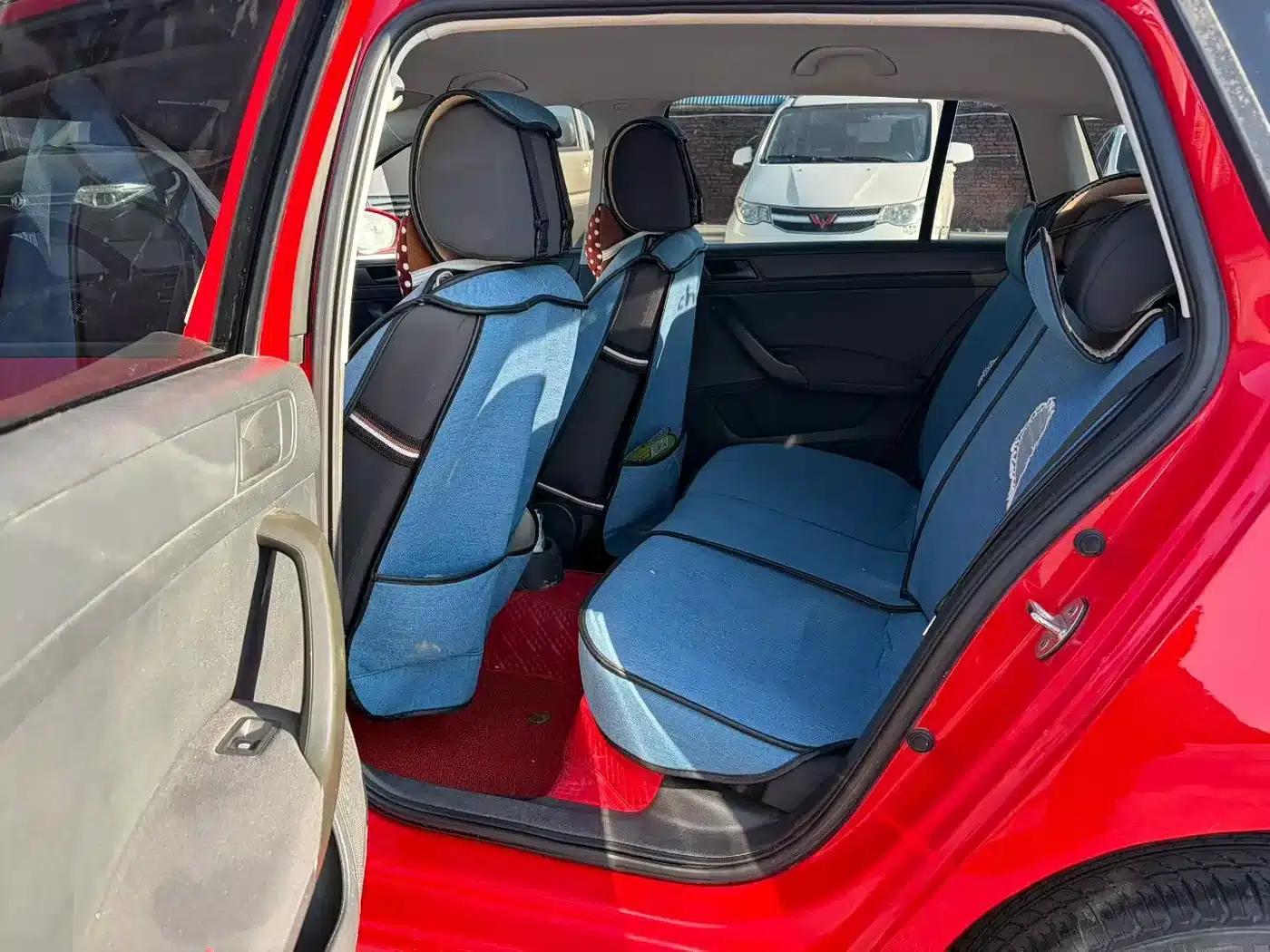 Rapid 2014 1.6L Manual Enjoy Edition — миниатюра 4