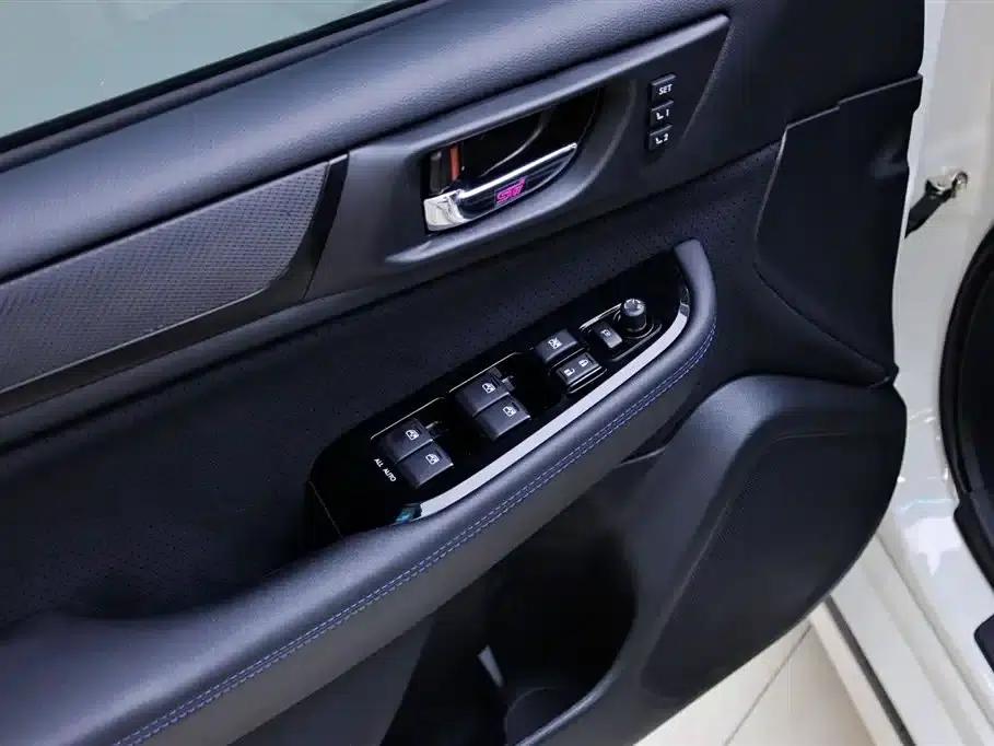Legacy 2020 Facelift 2.5i AWD Glory Edition EyeSight — миниатюра 18