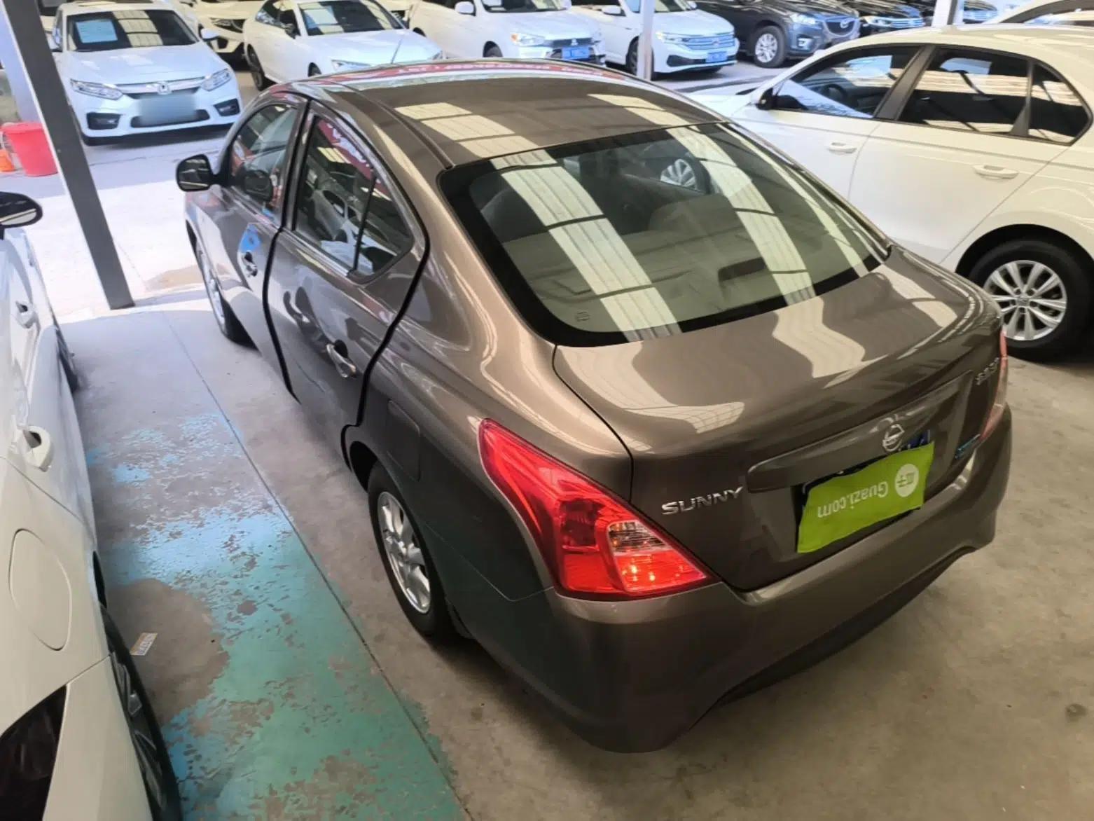 Nissan Sunny 2015 1.5XE CVT Comfort Edition — миниатюра 4