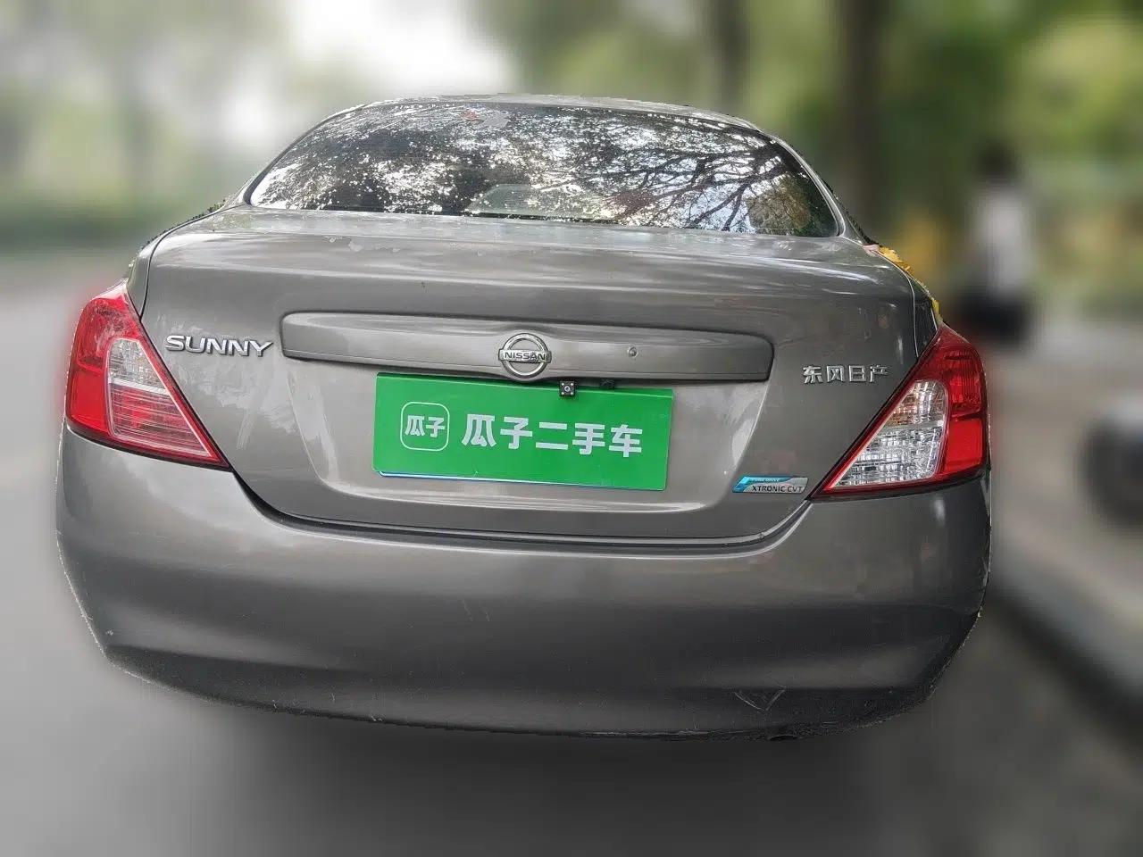 Nissan Sunny 2011 1.5XL CVT Luxury Edition — миниатюра 5
